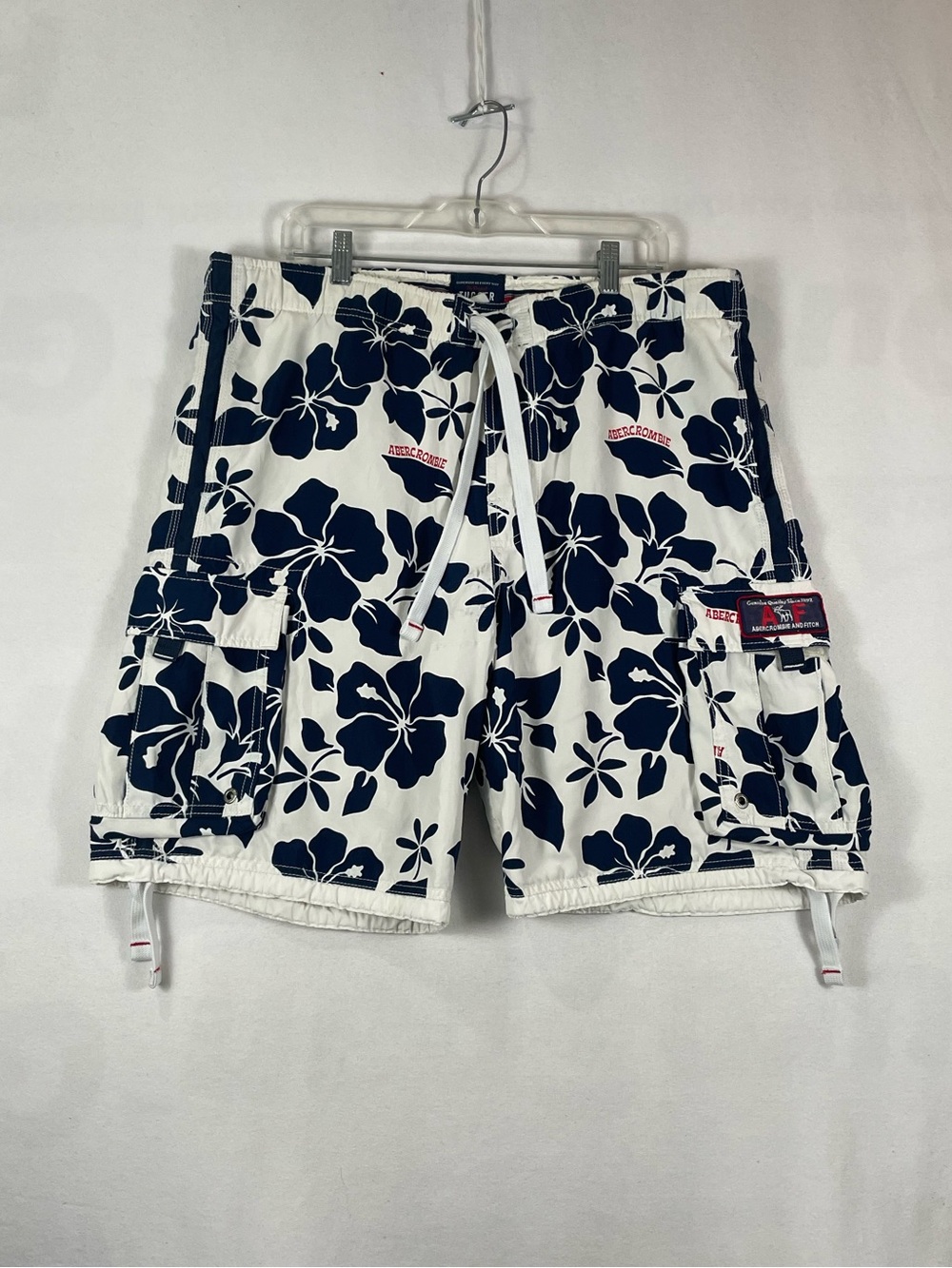 Vintage Abercrombie & Fitch Tugger Cargo Swim Trunks Sz M 38W/9.5L *FLAWS* READ